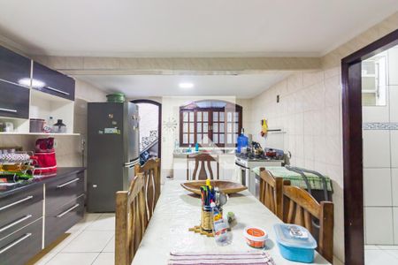 Cozinha de casa à venda com 4 quartos, 320m² em Metalúrgicos, Osasco