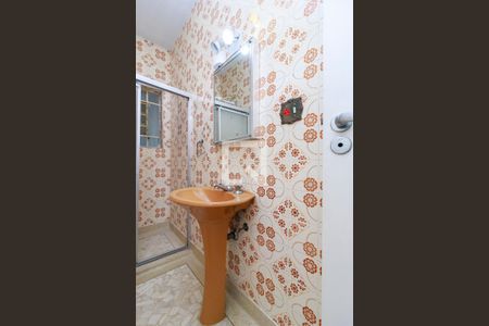 Casa à venda com 550m², 4 quartos e 6 vagas Casa à venda com 550m², 4 quartos e 6 vagasBanheiro 2