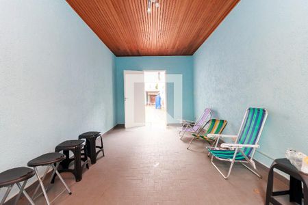 Casa à venda com 550m², 4 quartos e 6 vagas Casa à venda com 550m², 4 quartos e 6 vagasAcesso Piscina