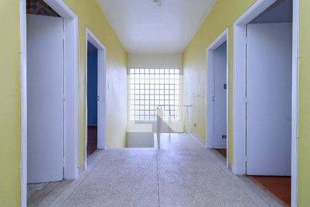 Casa à venda com 550m², 4 quartos e 6 vagas Casa à venda com 550m², 4 quartos e 6 vagasAnte Sala dos Quartos