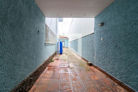 Casa à venda com 550m², 4 quartos e 6 vagas Casa à venda com 550m², 4 quartos e 6 vagasGaragem