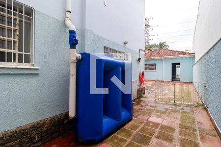 Casa à venda com 550m², 4 quartos e 6 vagas Casa à venda com 550m², 4 quartos e 6 vagasEstação de Captação de agua
