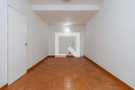 Casa à venda com 550m², 4 quartos e 6 vagas Casa à venda com 550m², 4 quartos e 6 vagasSala 2