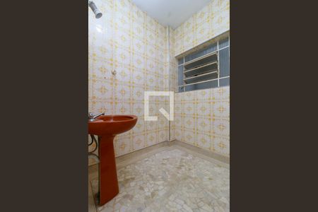 Casa à venda com 550m², 4 quartos e 6 vagas Casa à venda com 550m², 4 quartos e 6 vagasBanheiro 3