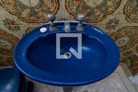 Casa à venda com 550m², 4 quartos e 6 vagas Casa à venda com 550m², 4 quartos e 6 vagasLavabo