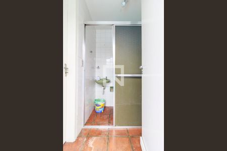 Casa à venda com 550m², 4 quartos e 6 vagas Casa à venda com 550m², 4 quartos e 6 vagasVestiário 1