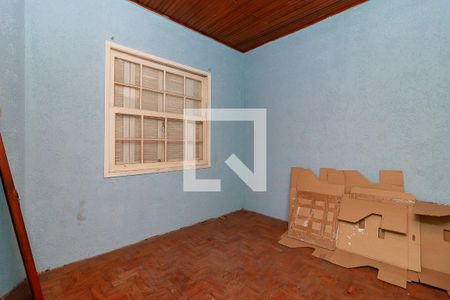 Casa à venda com 550m², 4 quartos e 6 vagas Casa à venda com 550m², 4 quartos e 6 vagasÁrea de Serviço - Quarto