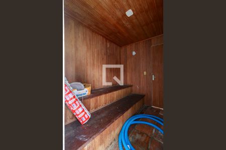 Casa à venda com 550m², 4 quartos e 6 vagas Casa à venda com 550m², 4 quartos e 6 vagasSauna