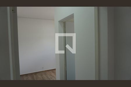 Suíte - Foto01 - Entrada e Acesso ao Banheiro da Suíte de apartamento para alugar com 2 quartos, 58m² em Centro, Valinhos