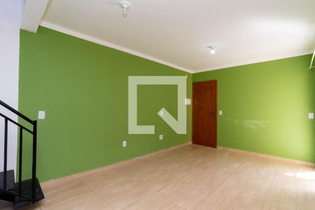 Sala de apartamento para alugar com 2 quartos, 82m² em Jardim Silvestre, Guarulhos