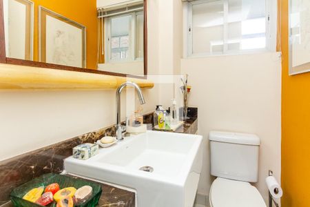 Lavabo de apartamento à venda com 3 quartos, 161m² em Itaim Bibi, São Paulo