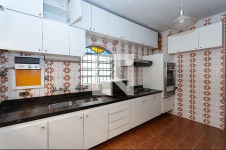 Cozinha de casa à venda com 2 quartos, 300m² em Alto de Pinheiros, São Paulo