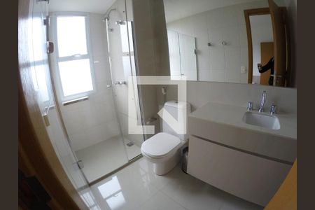 Banheiro da Suíte 1 de apartamento à venda com 2 quartos, 98m² em Vila da Serra, Nova Lima