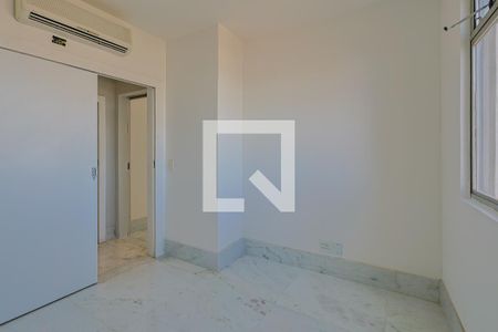 Quarto de apartamento para alugar com 2 quartos, 73m² em União, Belo Horizonte