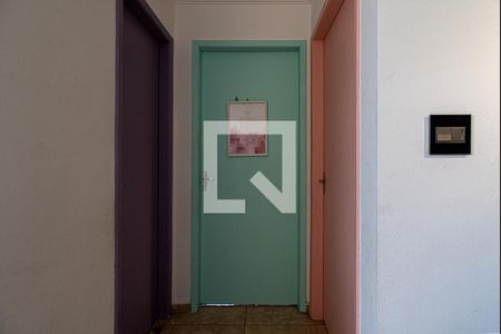 hall íntimo_1 de apartamento para alugar com 2 quartos, 65m² em Vila Moinho Velho, São Paulo