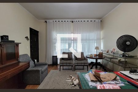 Sala de casa para alugar com 3 quartos, 263m² em Vila Bastos, Santo André