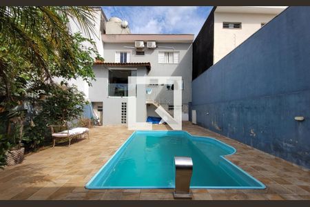 Piscina de casa para alugar com 3 quartos, 263m² em Vila Bastos, Santo André