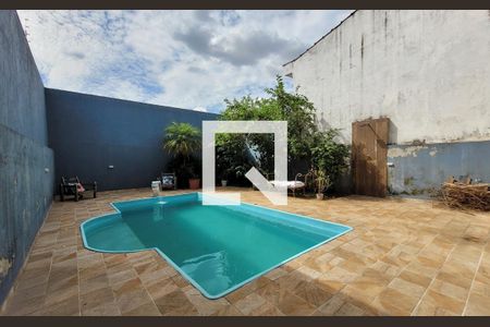 Piscina de casa para alugar com 3 quartos, 263m² em Vila Bastos, Santo André