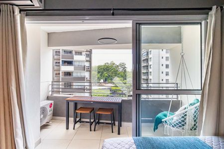 Varanda de apartamento para alugar com 0 quarto, 25m² em Butantã, São Paulo