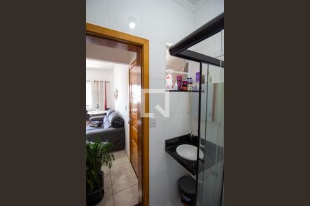 Apartamento à venda com 45m², 2 quartos e 1 vaga Apartamento à venda com 45m², 2 quartos e 1 vagaBanheiro