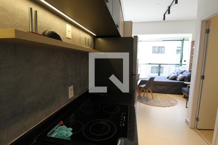 Cozinha de kitnet/studio para alugar com 1 quarto, 26m² em Indianópolis, São Paulo