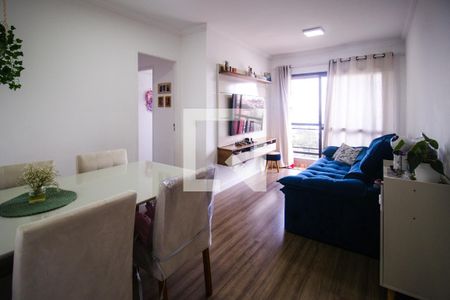 Sala de apartamento à venda com 3 quartos, 64m² em Vila Arapuã, São Paulo
