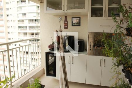 Sacada de apartamento à venda com 2 quartos, 63m² em Vila Anastácio, São Paulo