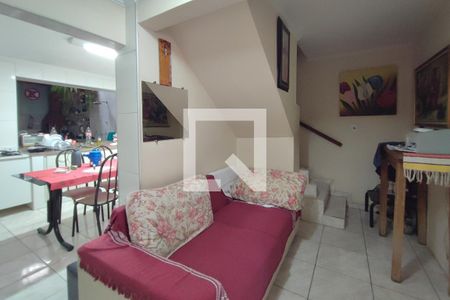Sala de TV de casa à venda com 3 quartos, 150m² em Vila Iapi, Campinas