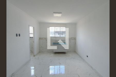 Cozinha  de kitnet/studio para alugar com 1 quarto, 35m² em Jardim Santa Mena, Guarulhos