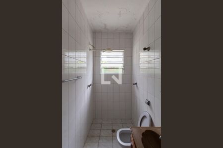 Casa à venda com 250m², 6 quartos e 3 vagas Casa à venda com 250m², 6 quartos e 3 vagasCasa 1 Banheiro de Serviço