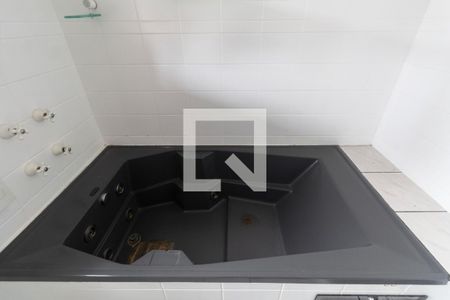 Casa à venda com 250m², 6 quartos e 3 vagas Casa à venda com 250m², 6 quartos e 3 vagasCasa 2 Banheiro