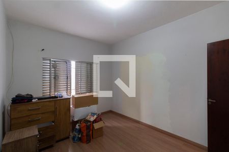 Casa à venda com 250m², 6 quartos e 3 vagas Casa à venda com 250m², 6 quartos e 3 vagasCasa 1 Quarto 2