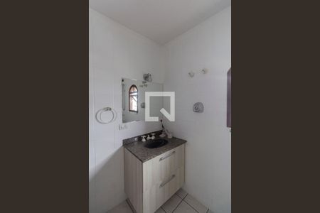 Casa à venda com 250m², 6 quartos e 3 vagas Casa à venda com 250m², 6 quartos e 3 vagasCasa 2 Banheiro