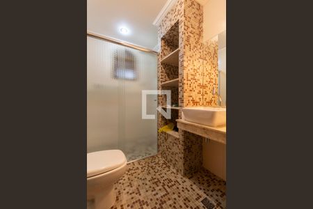 Casa à venda com 250m², 6 quartos e 3 vagas Casa à venda com 250m², 6 quartos e 3 vagasCasa 2 Banheiro 2