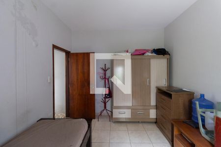 Casa à venda com 250m², 6 quartos e 3 vagas Casa à venda com 250m², 6 quartos e 3 vagasCasa 1 Quarto de Serviço