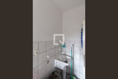 Casa à venda com 250m², 6 quartos e 3 vagas Casa à venda com 250m², 6 quartos e 3 vagasCasa 2 Área de Serviço