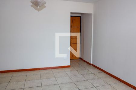 Sala de apartamento para alugar com 3 quartos, 77m² em Residencial Eldorado, Goiânia