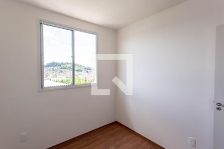 Quarto 1 de apartamento para alugar com 2 quartos, 52m² em Jardim Vitoria, Belo Horizonte