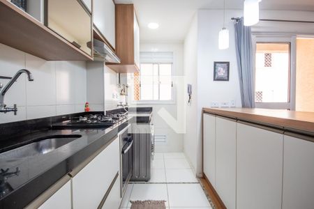Apartamento à venda com 57m², 2 quartos e 1 vaga Apartamento à venda com 57m², 2 quartos e 1 vagaCozinha e Área de Serviço