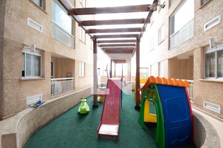 Apartamento à venda com 57m², 2 quartos e 1 vaga Apartamento à venda com 57m², 2 quartos e 1 vagaÁrea comum - Playground