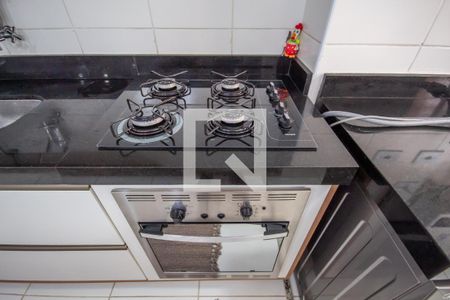 Apartamento à venda com 57m², 2 quartos e 1 vaga Apartamento à venda com 57m², 2 quartos e 1 vagaCozinha e Área de Serviço