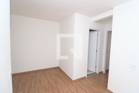 Sala de TV de apartamento para alugar com 2 quartos, 45m² em Penha de França, São Paulo