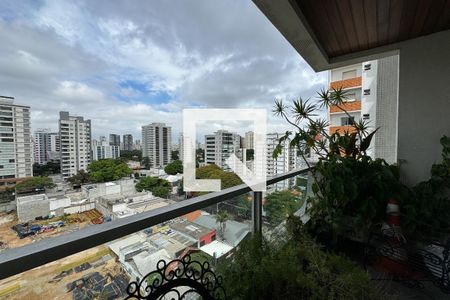 Apartamento à venda com 3 quartos, 313m² em Moema, São Paulo