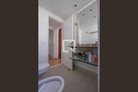 Suíte - Banheiro de apartamento à venda com 4 quartos, 130m² em Jardim Paulista, São Paulo