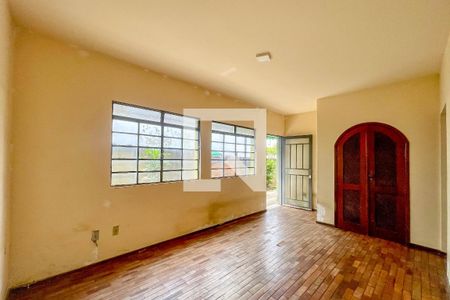 Sala de casa de condomínio para alugar com 3 quartos, 120m² em Ouro Preto, Belo Horizonte