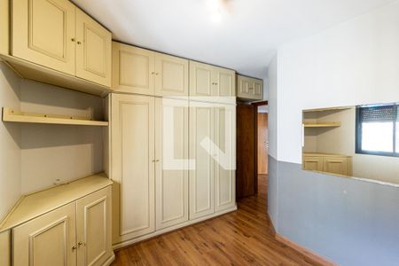 Suíte - Armários de apartamento para alugar com 3 quartos, 90m² em Santa Cecília, São Paulo