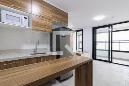 Cozinha de kitnet/studio para alugar com 1 quarto, 42m² em Moema, São Paulo