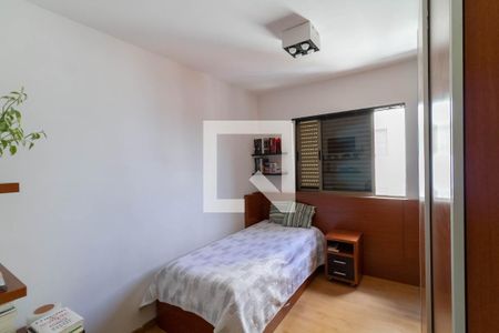 Quarto 1 de apartamento para alugar com 5 quartos, 360m² em Jaraguá, Belo Horizonte
