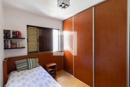 Quarto 1 de apartamento para alugar com 5 quartos, 360m² em Jaraguá, Belo Horizonte