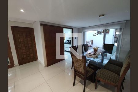 Casa à venda com 3 quartos, 260m² em Paraíso, Santo André